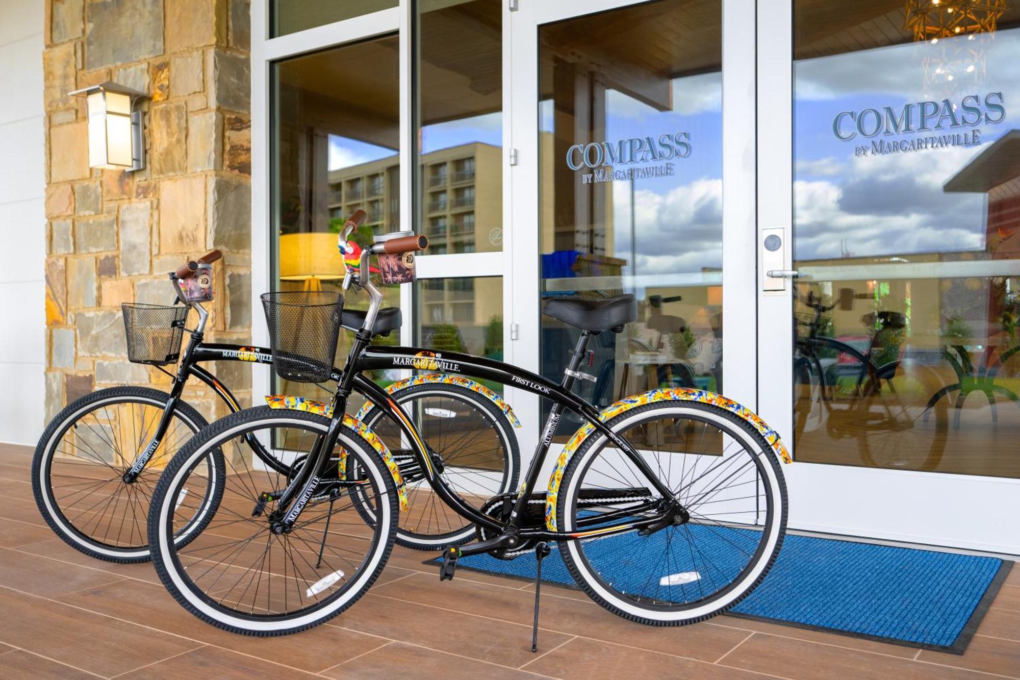 Compass By Margaritaville Hotel Pigeon Forge Exterior foto