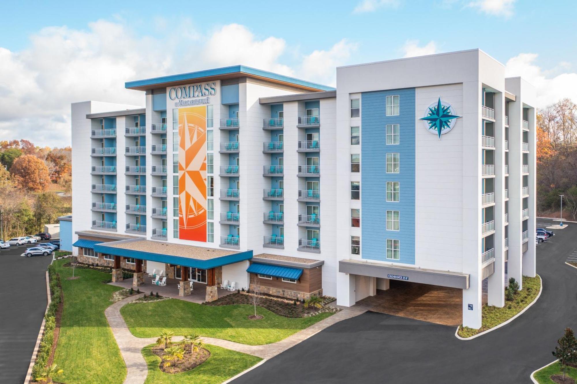 Compass By Margaritaville Hotel Pigeon Forge Exterior foto